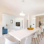 Villa In Pola A With Swimming Pool *
